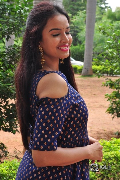 Poojitha-Ponnada-At-Darshakudu-Movie-Press-Meet